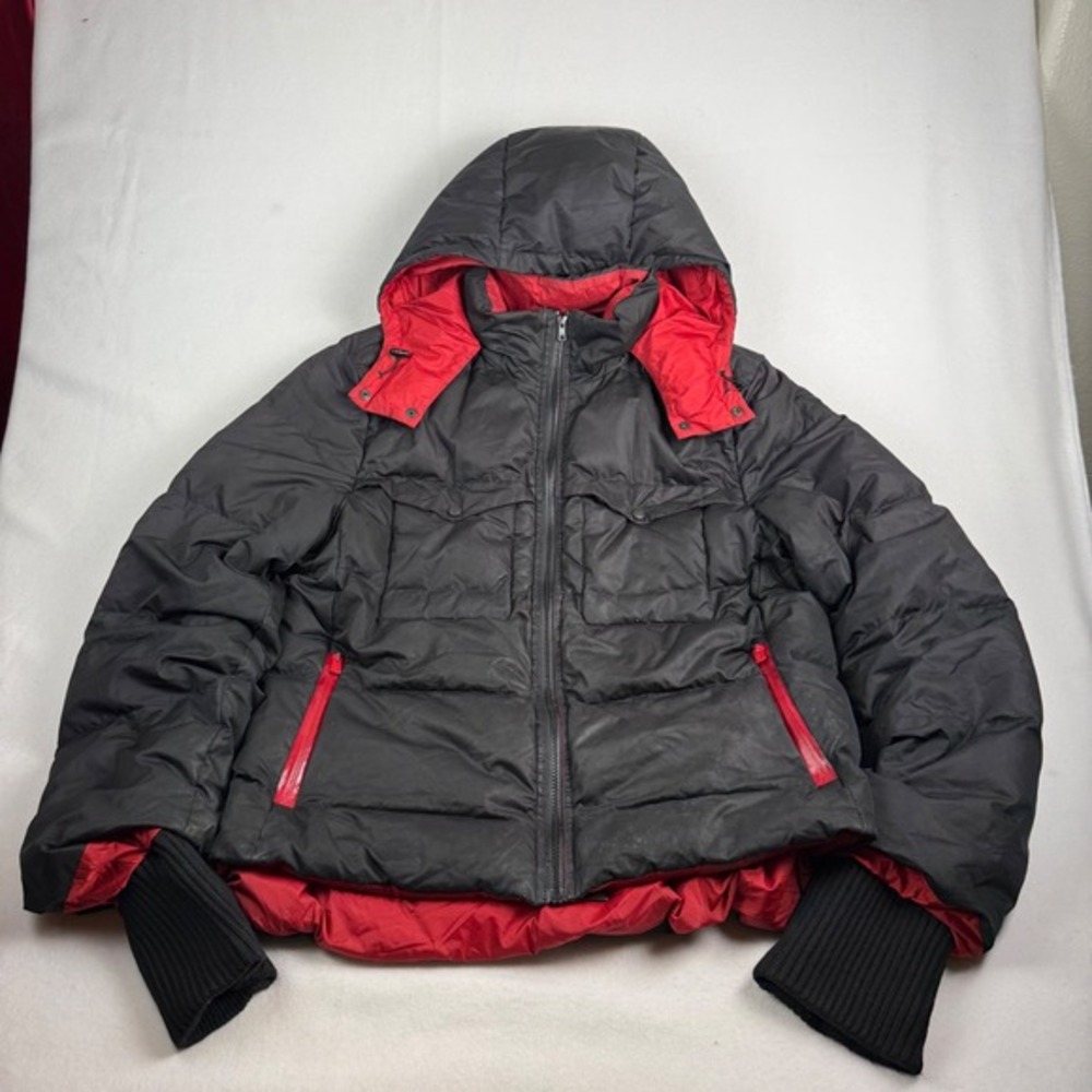 Bally Switzerland Mens Black Red Hooded Puffer Jacket Made in Italy Size 40 US‎